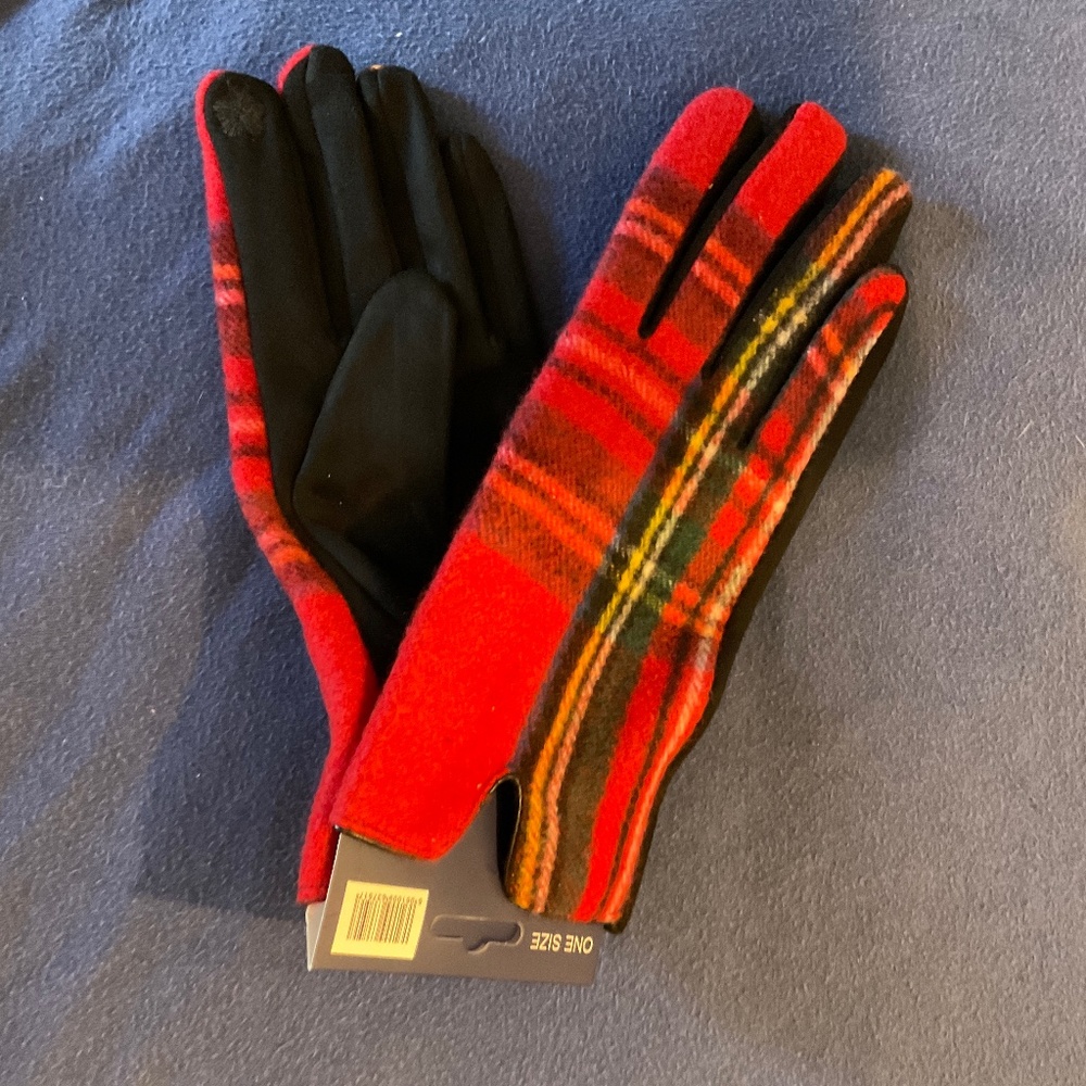 Lovely, soft red tartan gloves